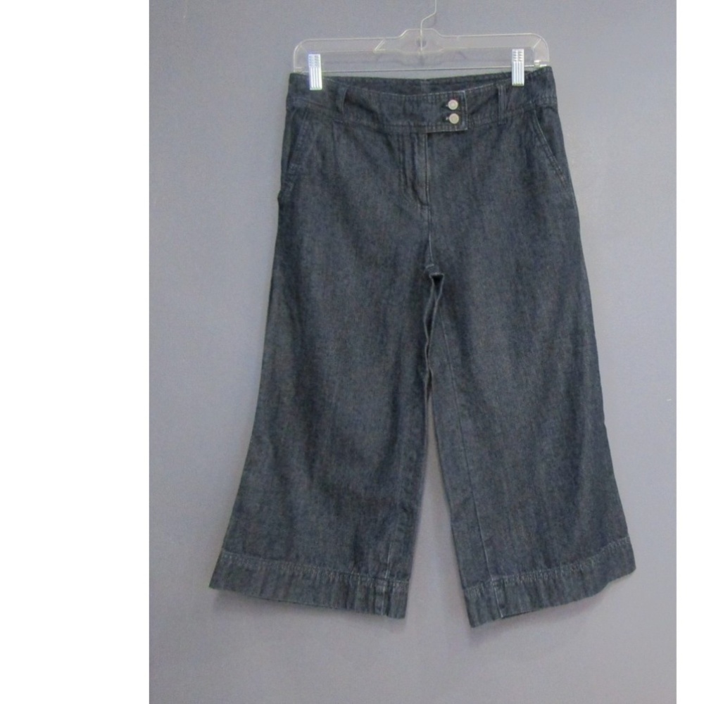 New York & Company Blue Denim Capris Size 2